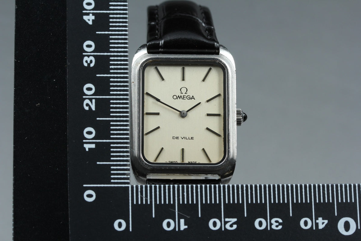 1975 Near MINT OMEGA De Ville 23 mm 511.0503 Manual Silver Dial Women's Vintage