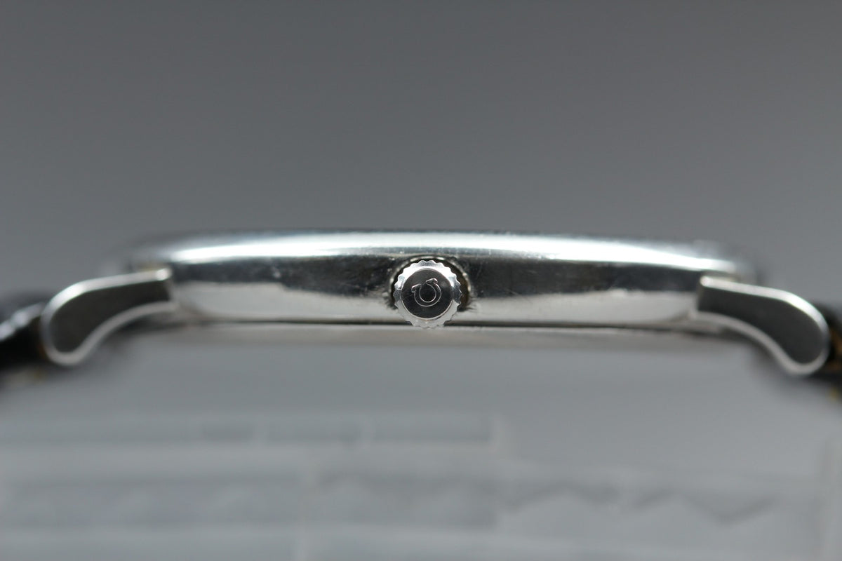 Near MINT OMEGA De Ville 32mm 196.0312.1 Quartz Silver Dial Men's Watch Vintage