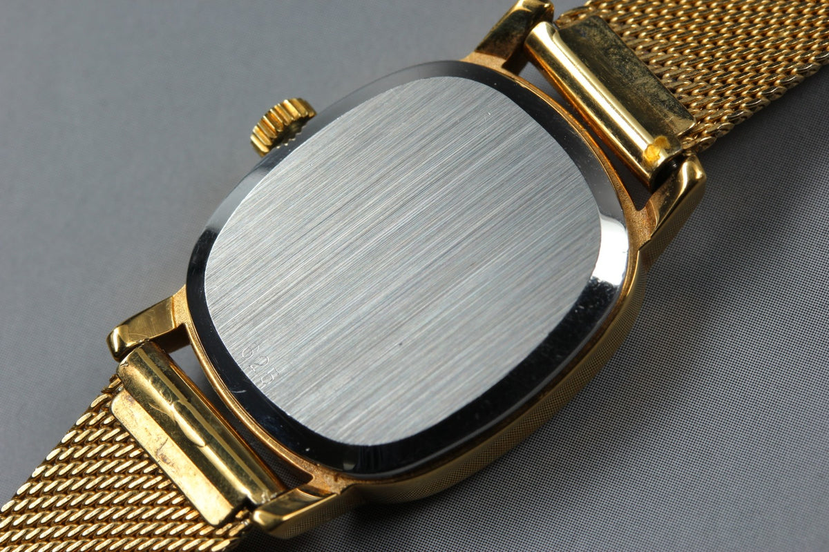 1979 Near MINT OMEGA De Ville 21mm 511.0509 Manual Gold Dial Women's Vintage