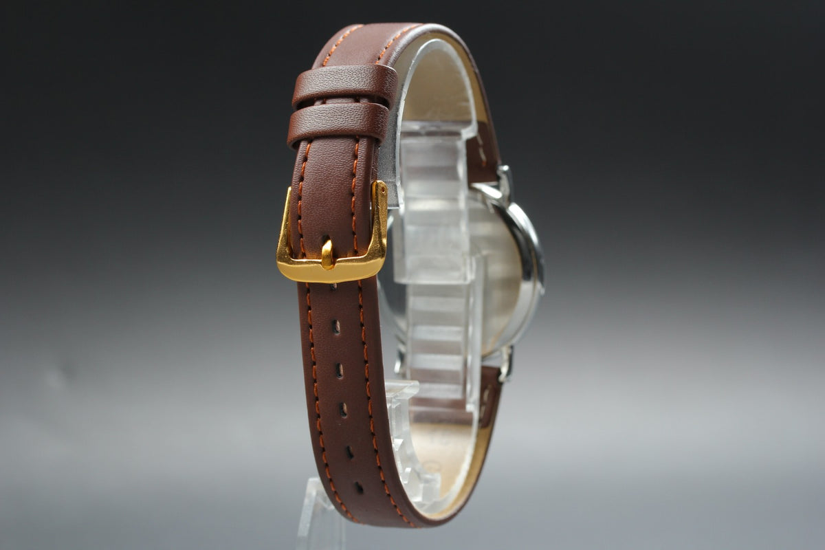 1989 Near MINT OMEGA De Ville 32mm 196.2430 Quartz White Roman Dial Men Vintage