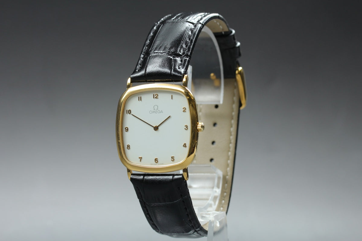 1986 OMEGA De Ville 30mm 195.0077.2 Quartz White Arabic Dial Men's Vintage Exc+5