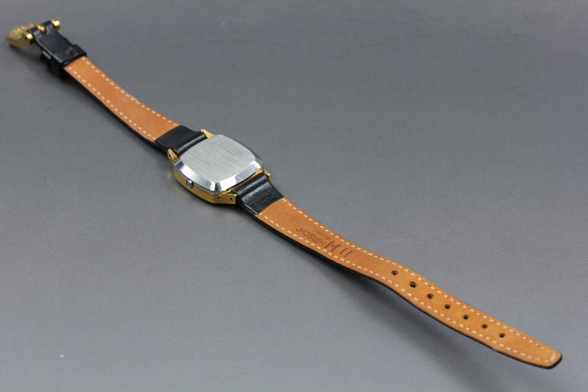 Near MINT OMEGA De Ville 20mm 591.0023 Quartz Gold Dial Women's Watch Vintage