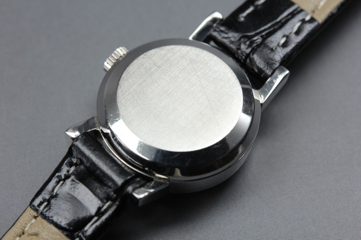 1969 Near MINT OMEGA Geneve 20mm 562.005 Automatic Silver Dial Women's Vintage