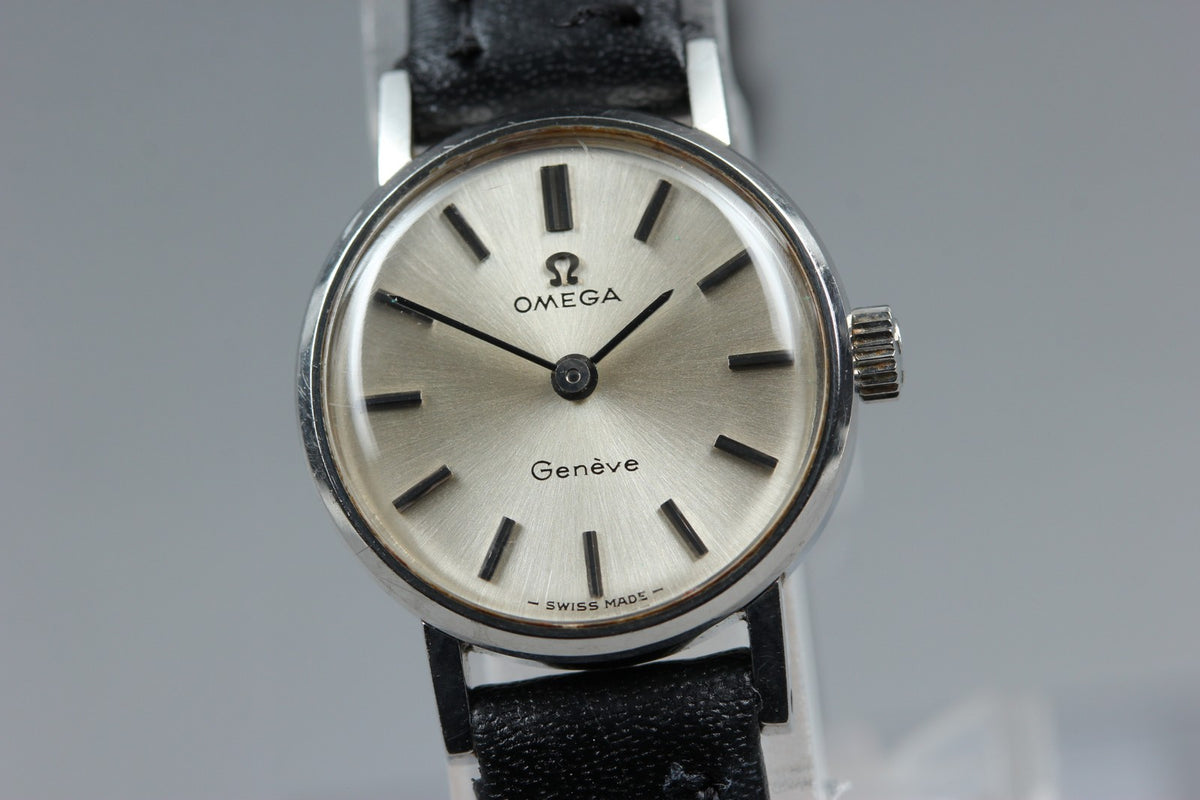 1968 Near MINT OMEGA Geneve 20mm 511.213 Manual Silver Women's Watch Vintage