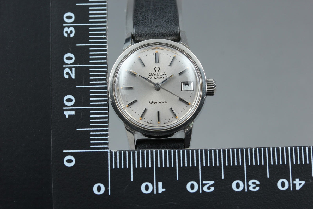 1972 Near MINT OMEGA Geneve 22mm 566.045 Automatic Silver Dial Women's Vintage