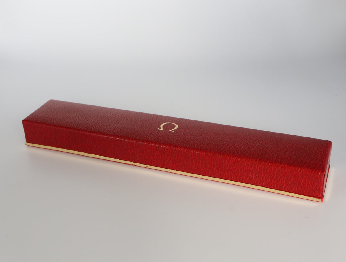 Near MINT OMEGA Vintage Red Watch Box Genuine Case Only for Women's JAPAN #3093