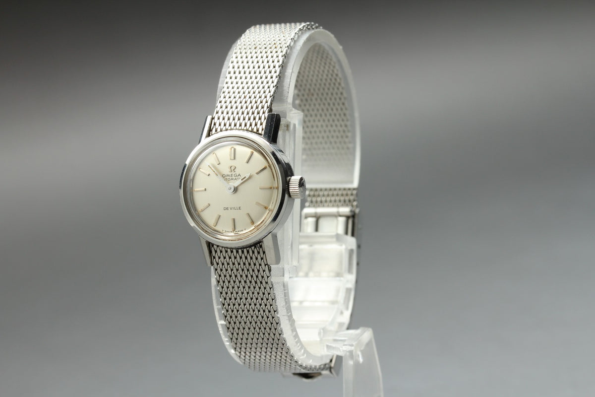 1972 Near MINT OMEGA De Ville 20mm 555.003 Automatic Silver Dial Women's Vintage