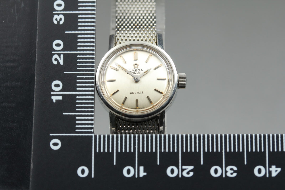 1972 Near MINT OMEGA De Ville 20mm 555.003 Automatic Silver Dial Women's Vintage
