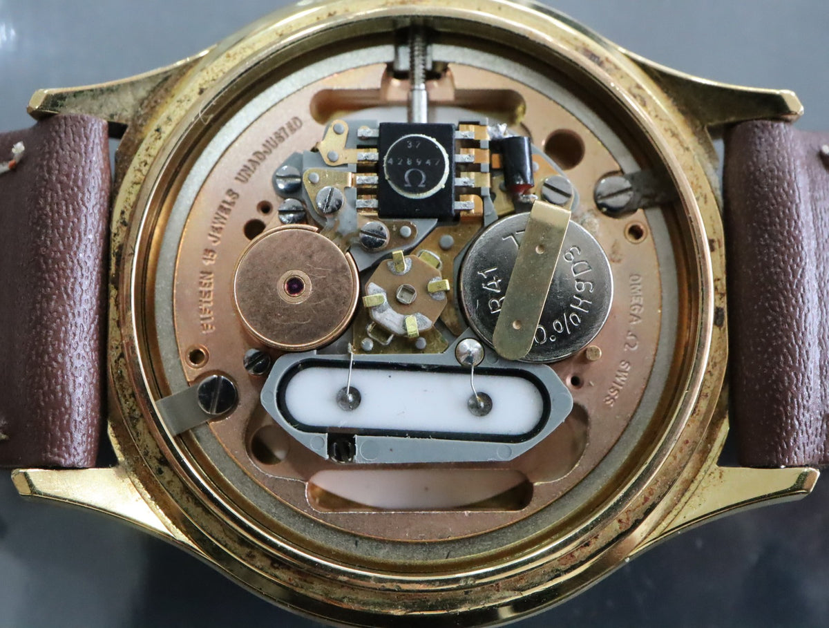 1973 MINT OMEGA De Ville 35mm 192.0027 Quartz Gold Dial Men's Watch Vintage