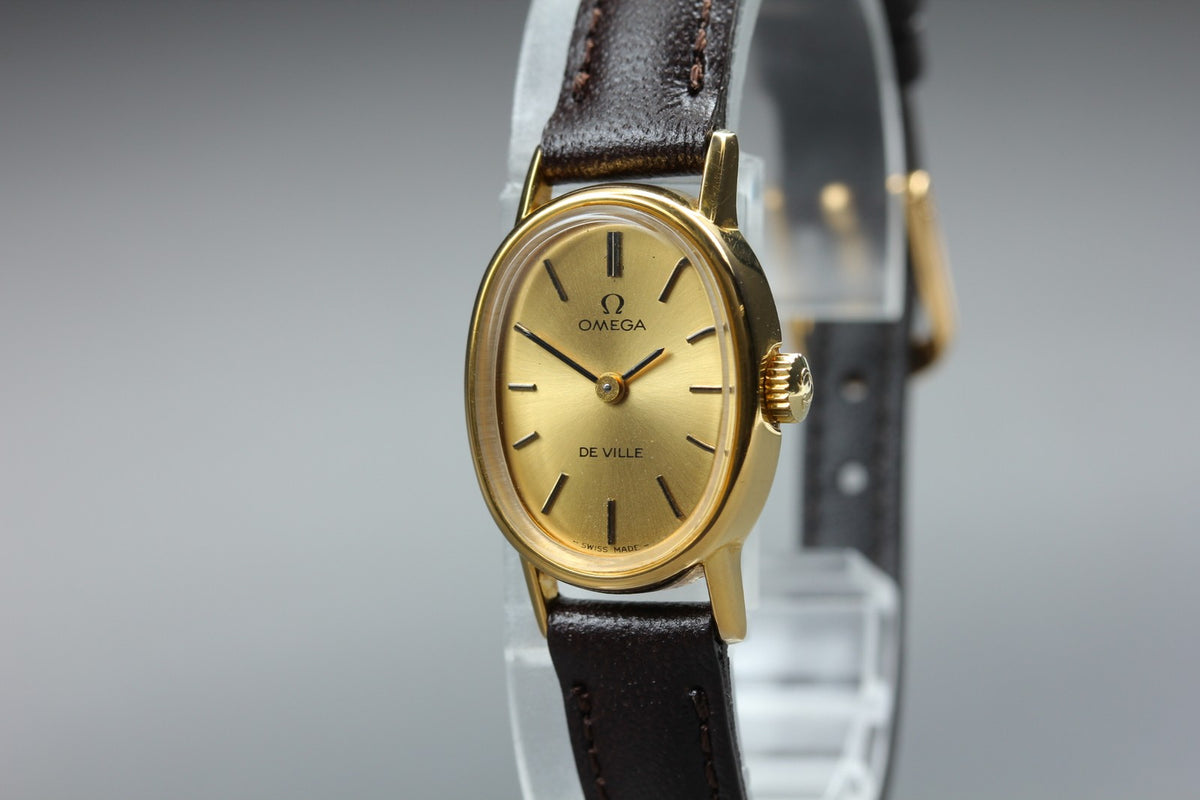1977 Near MINT OMEGA De Ville 18mm 511.0553 Manual Gold Dial Women's Vintage