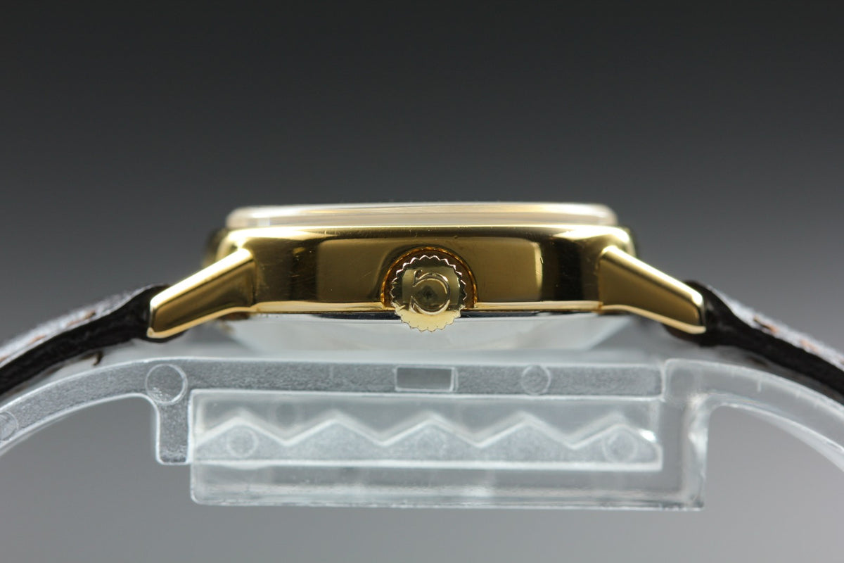 1977 Near MINT OMEGA De Ville 18mm 511.0553 Manual Gold Dial Women's Vintage
