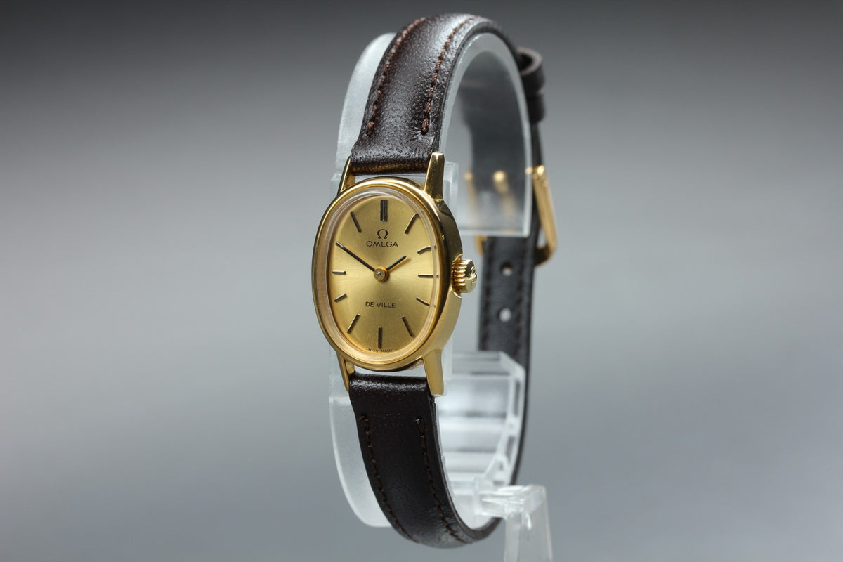 1977 Near MINT OMEGA De Ville 18mm 511.0553 Manual Gold Dial Women's Vintage