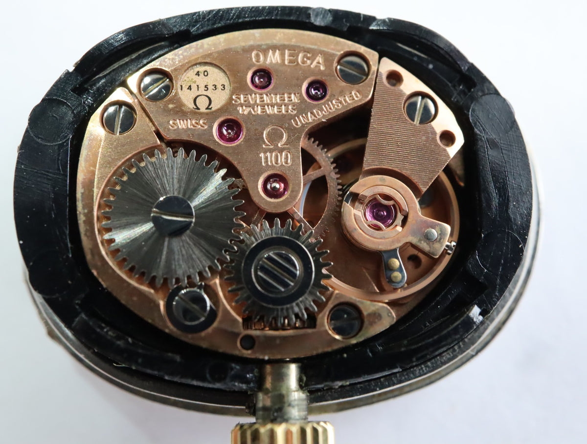 1977 Near MINT OMEGA De Ville 18mm 511.0553 Manual Gold Dial Women's Vintage