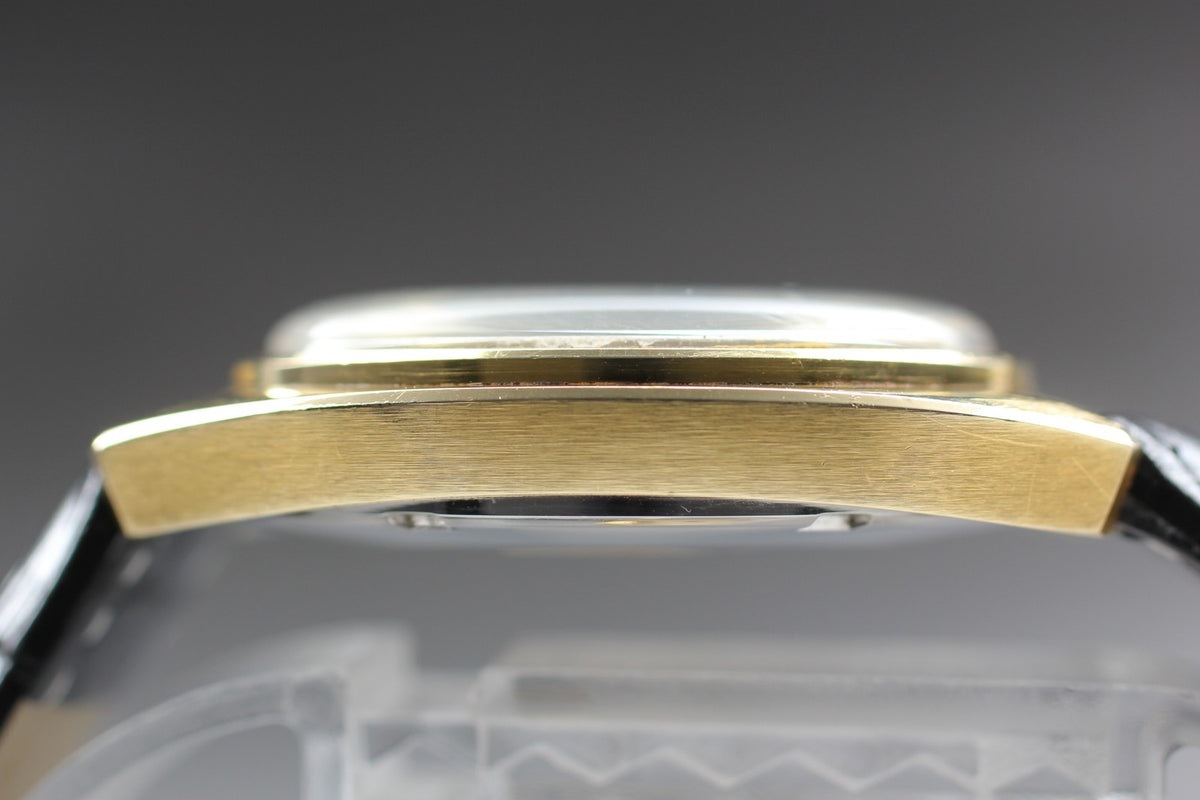 1966 MINT OMEGA Constellation 35mm 168.017 Automatic Champagne Dial Men Vintage