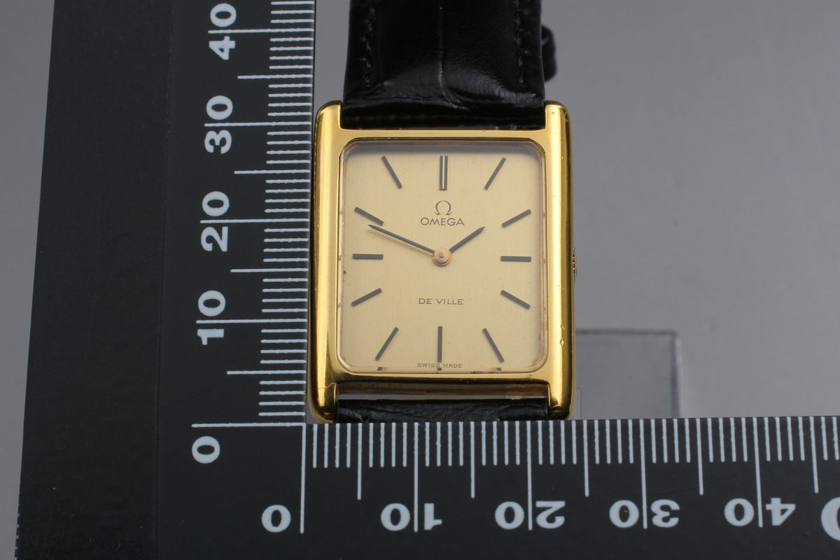 1973 Near MINT OMEGA De Ville 24mm 511.0404 Manual Gold Dial Tank Women Vintage