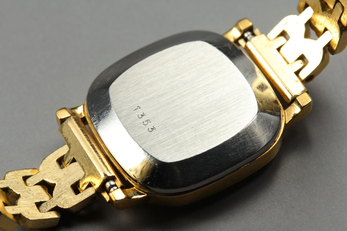 1980 Near MINT OMEGA De Ville 23mm 591.014 Quartz Gold Dial Women's Vintage