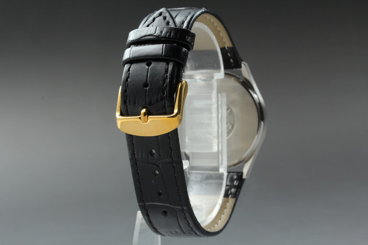 1980 Near MINT OMEGA Seamaster 34mm 196.0216 Quartz Champagne Dial Men's Vintage