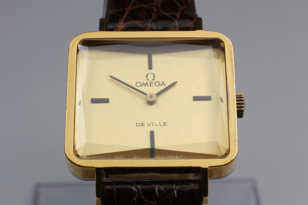 1971 Near MINT OMEGA De Ville 25mm 511.0375 Manual Gold Dial Women's Vintage