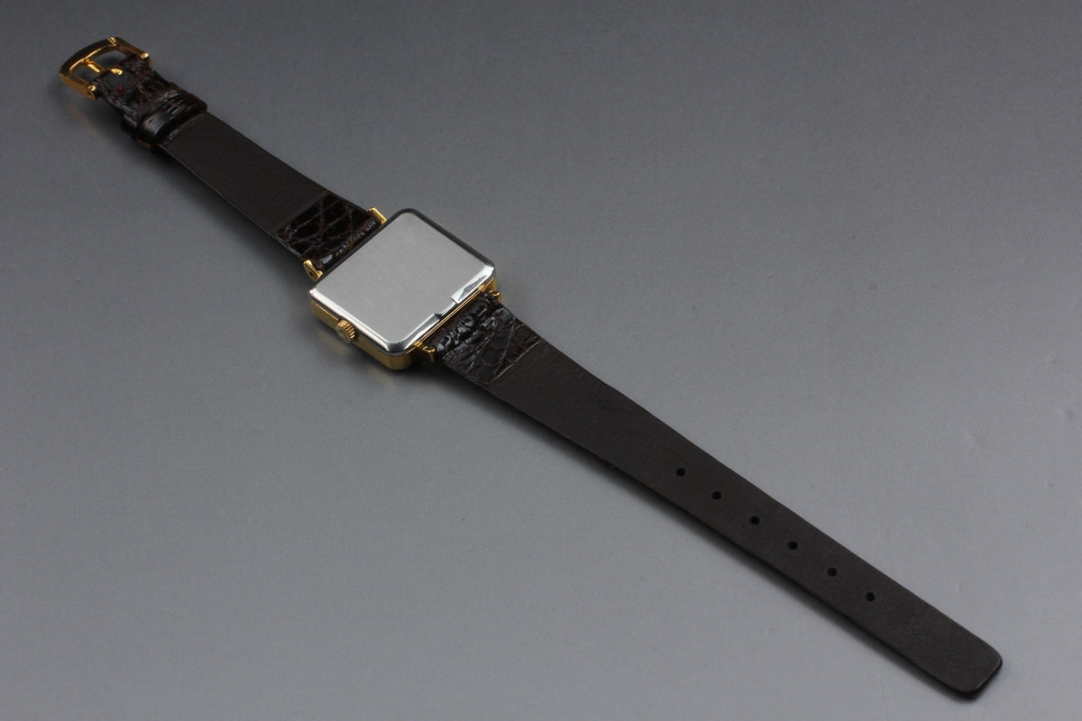 1971 Near MINT OMEGA De Ville 25mm 511.0375 Manual Gold Dial Women's Vintage