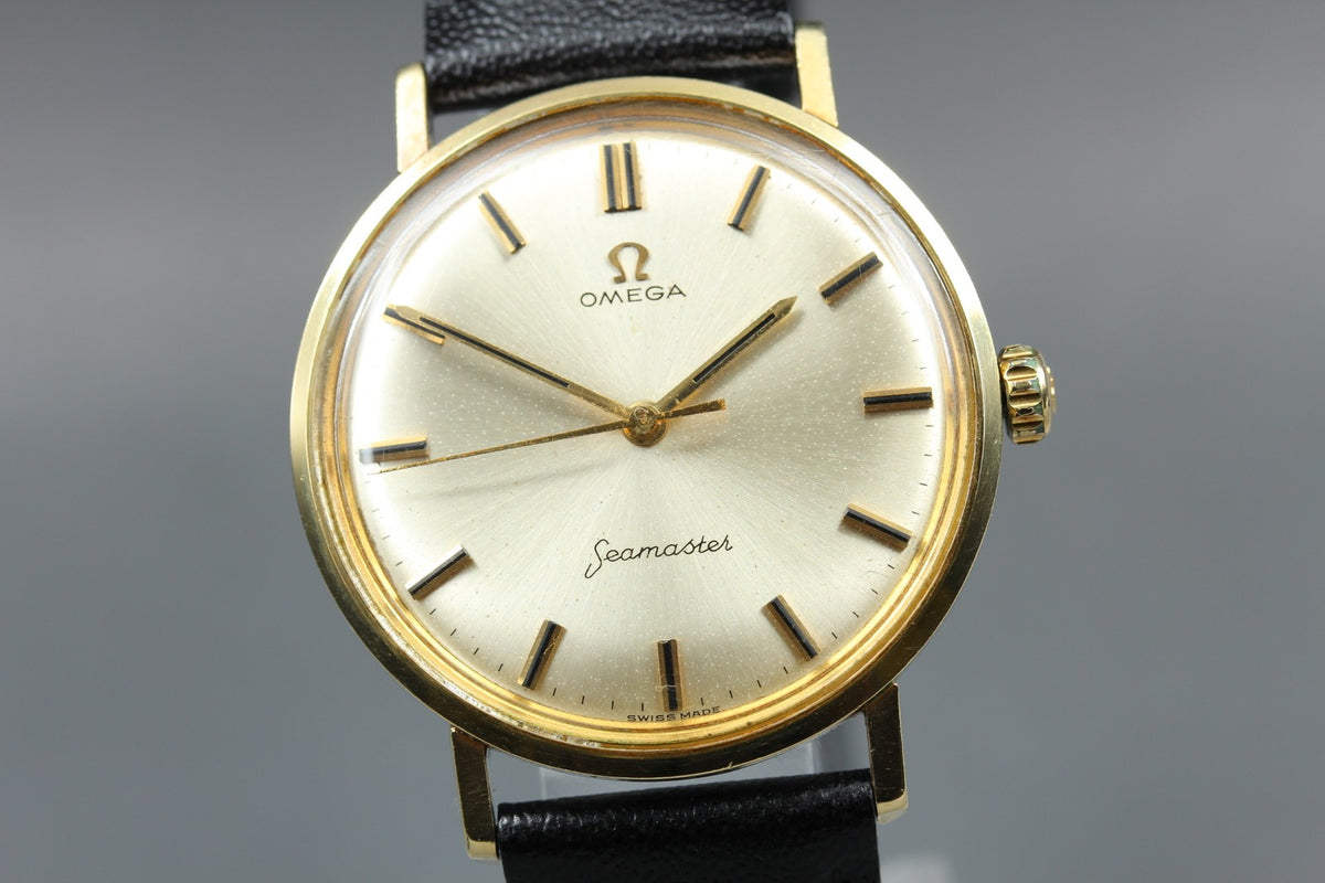 1960s Near MINT OMEGA Seamaster 34mm Manual Champagne Dial Men's Watch Vintage