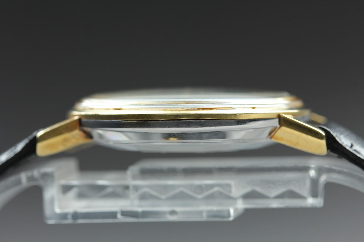 1960s Near MINT OMEGA Seamaster 34mm Manual Champagne Dial Men's Watch Vintage