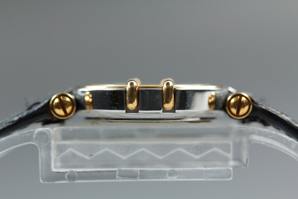 1986 Near MINT OMEGA Constellation 22mm 595.1080 Quartz Gold Dial Women Vintage