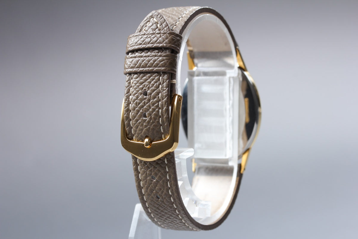 1972 Near MINT OMEGA Geneve 29mm 511.416 Manual Gold Dial Unisex Watch Vintage