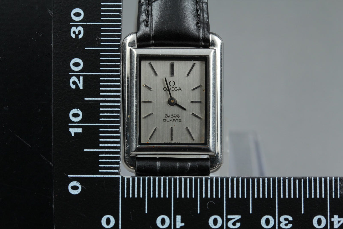 1980 Near MINT OMEGA De Ville 20mm 591.0029 Quartz Silver Tank Women's Vintage