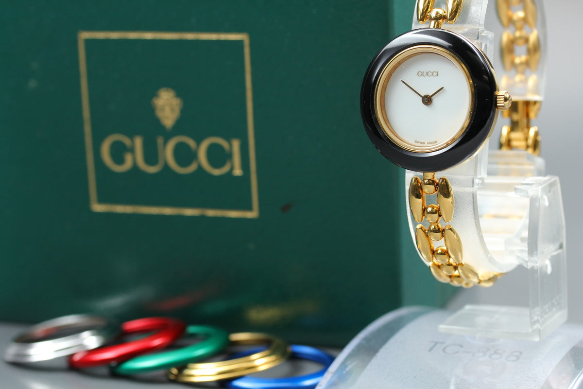 Near MINT/Box GUCCI Change Bezel 11/12.2 6 Colors 26mm Quartz White Dial Women's