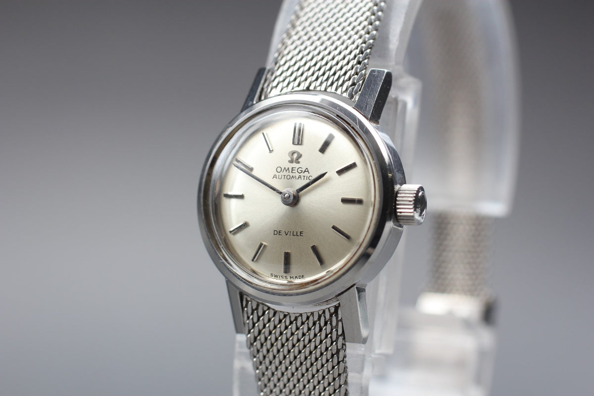 1969 Near MINT OMEGA De Ville 19mm 555.003 Automatic Silver Dial Women's Vintage