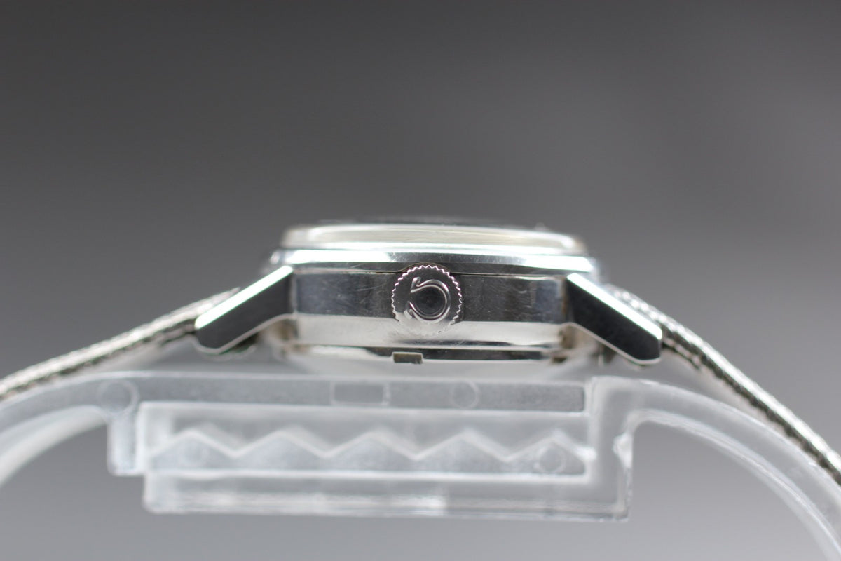 1969 Near MINT OMEGA De Ville 19mm 555.003 Automatic Silver Dial Women's Vintage