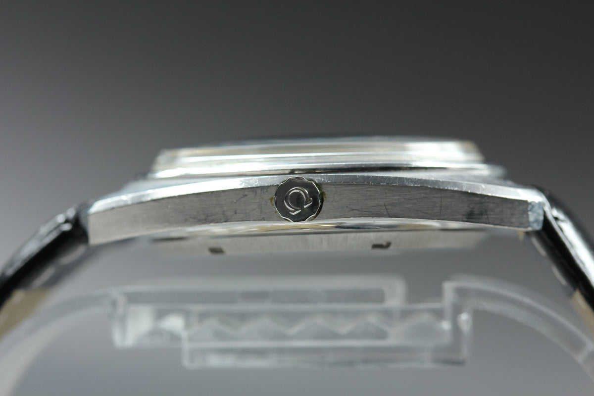 1970 Near MINT OMEGA Constellation f300Hz 38mm 198.002 Quartz Silver Men Vintage
