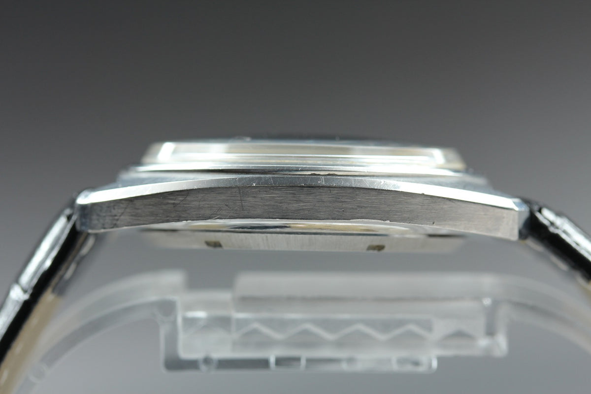 1970 Near MINT OMEGA Constellation f300Hz 38mm 198.002 Quartz Silver Men Vintage