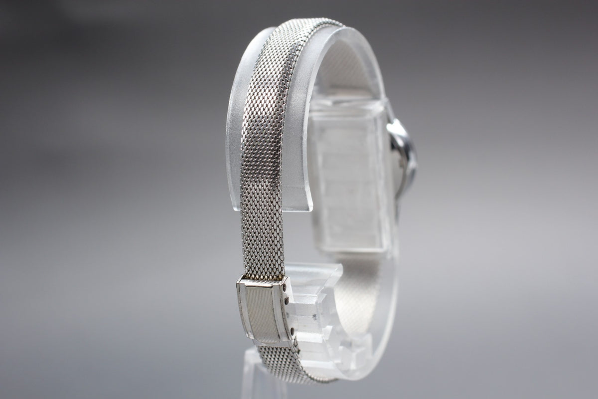 1969 Near MINT OMEGA De Ville 19mm 555.003 Automatic Silver Dial Women's Vintage