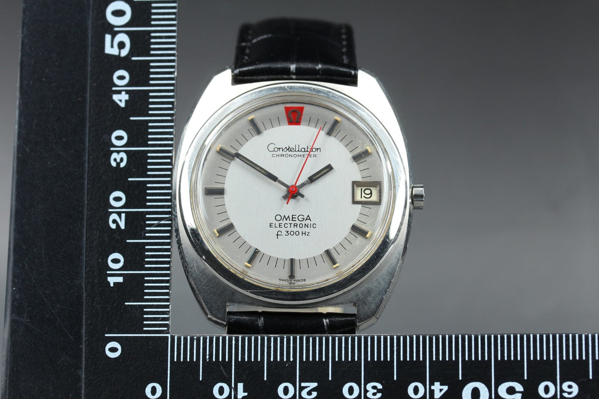 1970 Near MINT OMEGA Constellation f300Hz 38mm 198.002 Quartz Silver Men Vintage