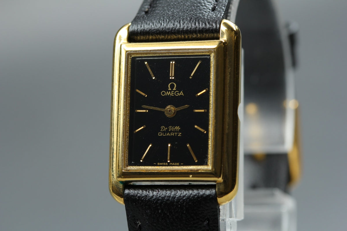 1980 Near MINT OMEGA De Ville 20mm 591.0029 Quartz Black Dial Tank Women Vintage