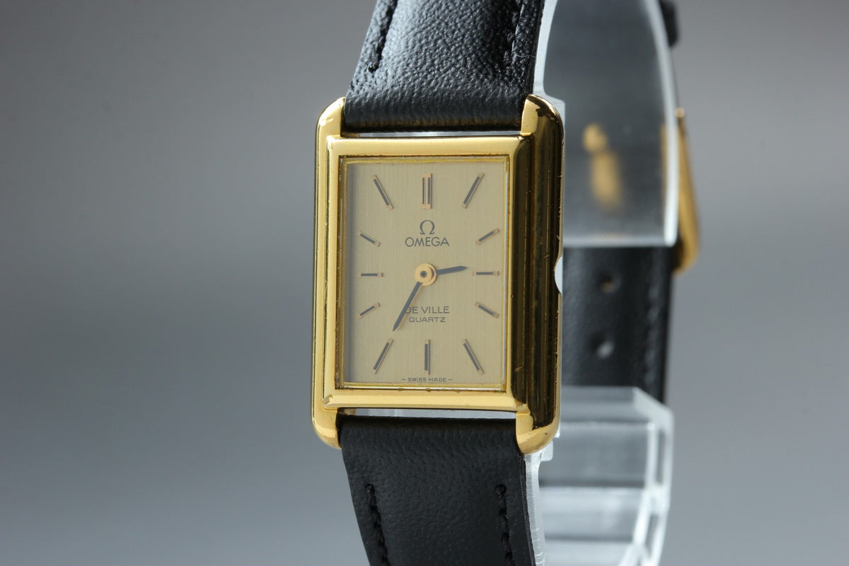 1979 Near MINT OMEGA De Ville 20mm 591.0029 Quartz Gold Tank Women's Vintage