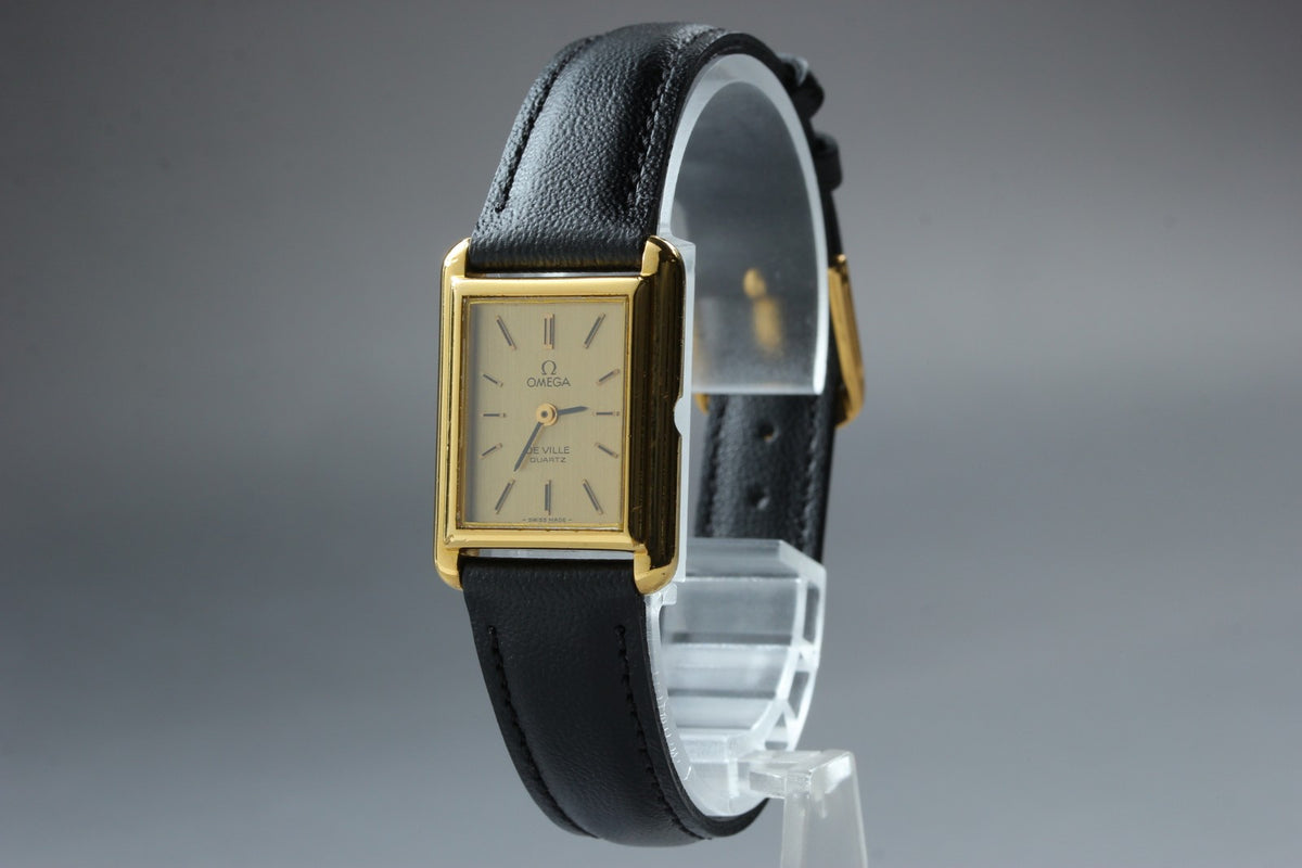 1979 Near MINT OMEGA De Ville 20mm 591.0029 Quartz Gold Tank Women's Vintage