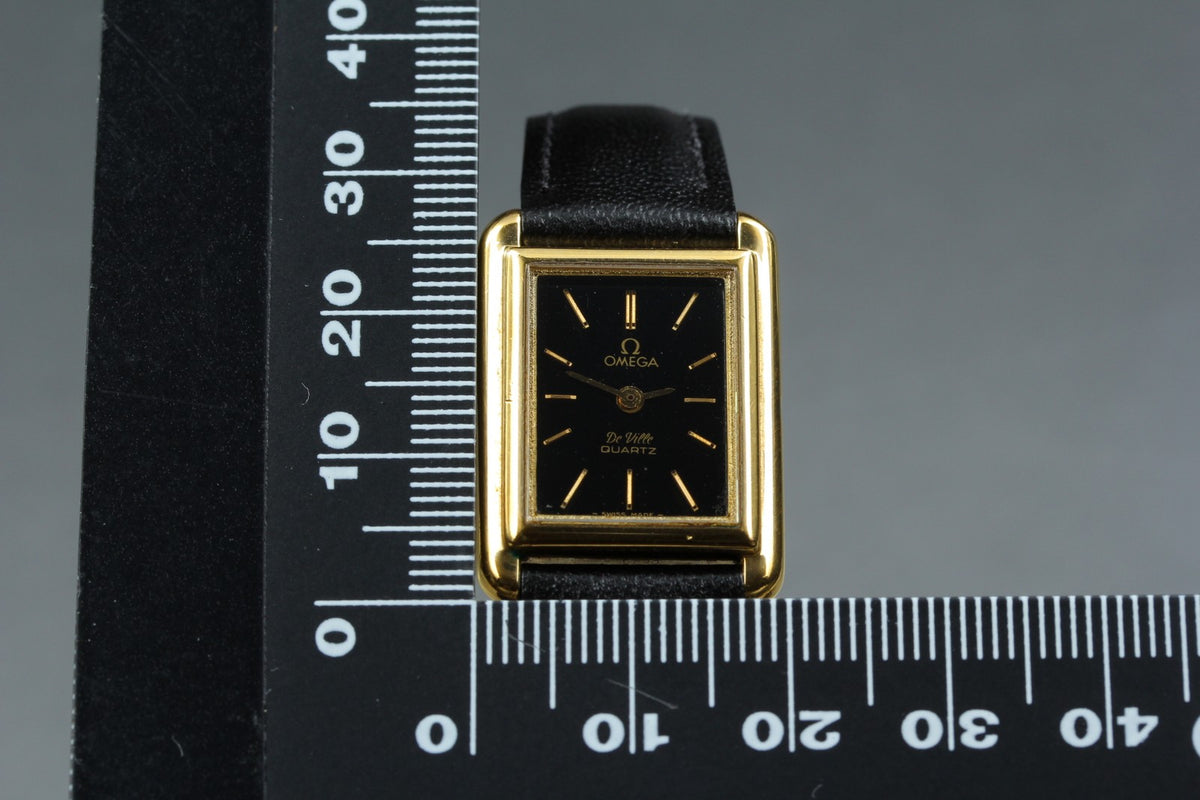 1980 Near MINT OMEGA De Ville 20mm 591.0029 Quartz Black Dial Tank Women Vintage